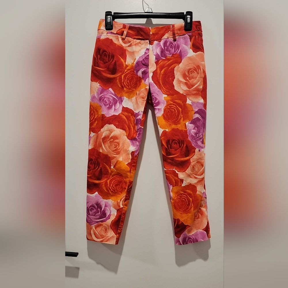 New York & Company Floral Ankle Pants - Red, Pink, Purple Size - 0